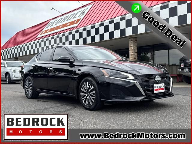 2023 Nissan Altima SV Intelligent AWD for sale in Blaine, MN