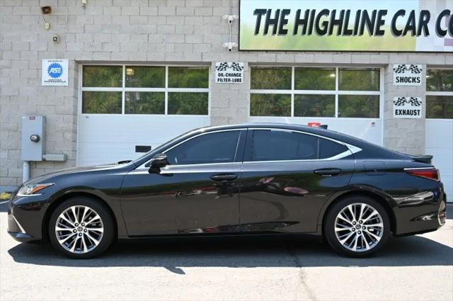2021 Lexus ES 300h ES 300h