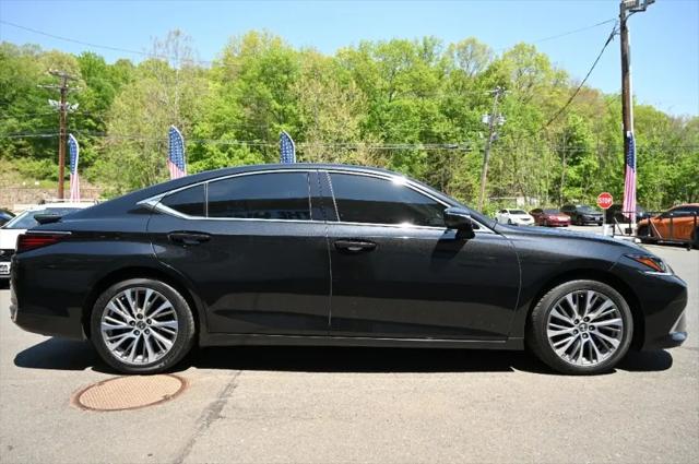 2021 Lexus ES 300h ES 300h