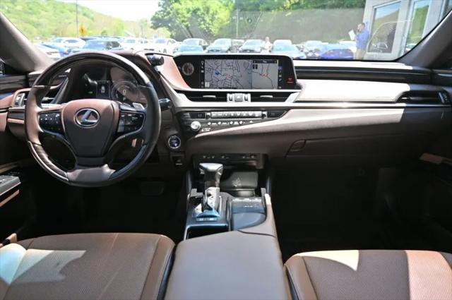2021 Lexus ES 300h ES 300h