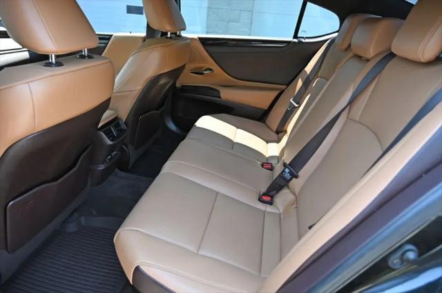 2021 Lexus ES 300h ES 300h