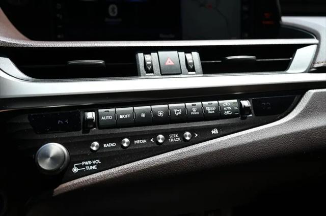 2021 Lexus ES 300h ES 300h