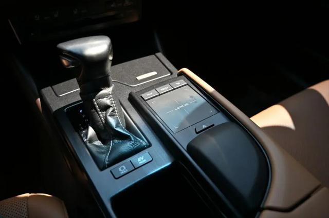 2021 Lexus ES 300h ES 300h