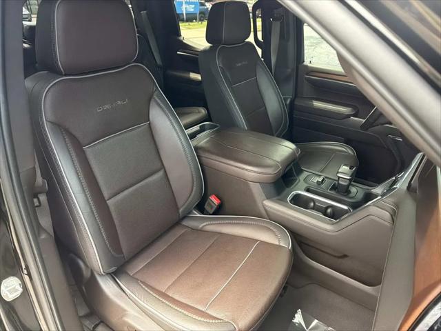 2023 GMC Sierra 1500 4WD Crew Cab Short Box Denali