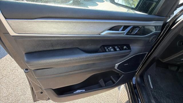 2024 Jeep Wagoneer Series II Carbide 4x4