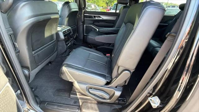 2024 Jeep Wagoneer Series II Carbide 4x4