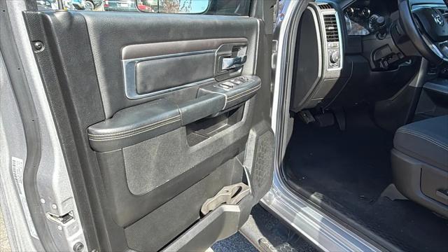 2024 Ram 1500 Classic Warlock Quad Cab 4x4 6'4" Box