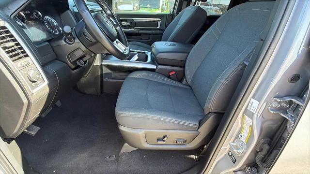 2024 Ram 1500 Classic Warlock Quad Cab 4x4 6'4" Box