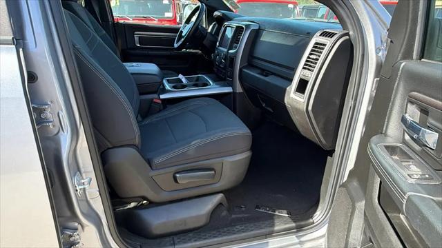 2024 Ram 1500 Classic Warlock Quad Cab 4x4 6'4" Box