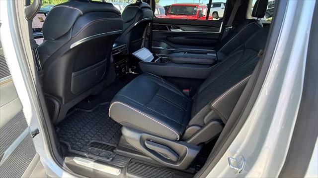 2025 Jeep Grand Wagoneer Series III Obsidian 4x4
