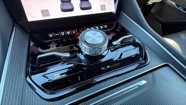 2025 Jeep Grand Wagoneer Series III Obsidian 4x4