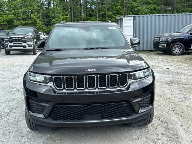 2024 Jeep Grand Cherokee Laredo 4x4