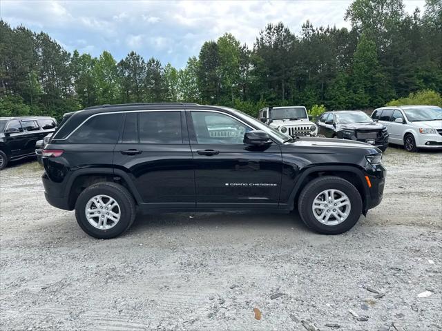 2024 Jeep Grand Cherokee Laredo 4x4