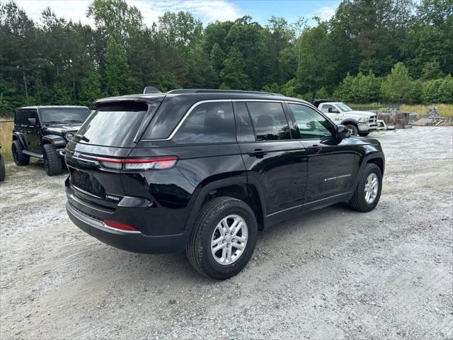 2024 Jeep Grand Cherokee Laredo 4x4