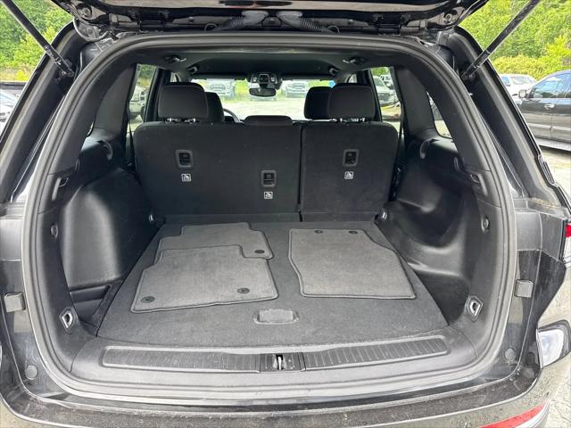 2024 Jeep Grand Cherokee Laredo 4x4