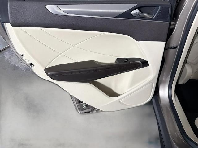 2019 Lincoln MKC Standard
