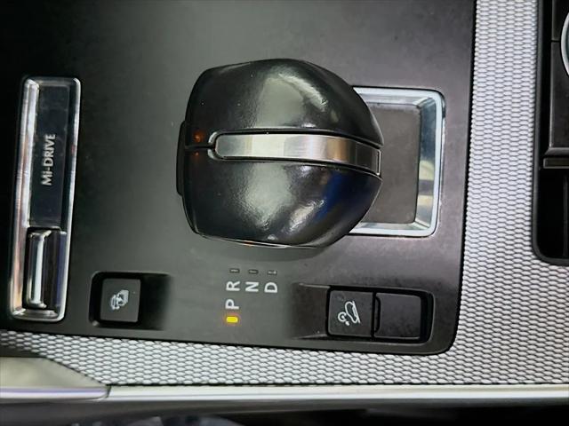 2024 Mazda X-90 Premium