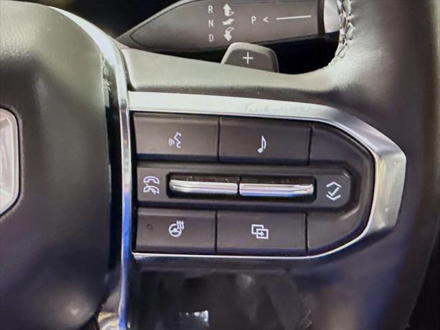 2025 GMC Yukon 4WD Denali