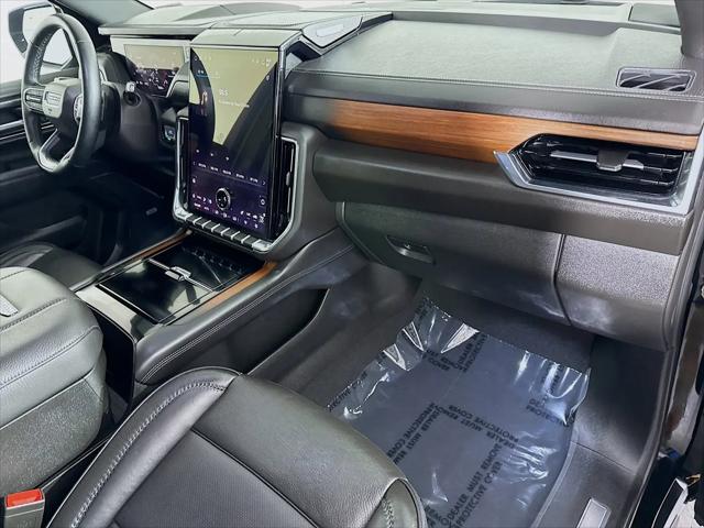 2025 GMC Yukon 4WD Denali