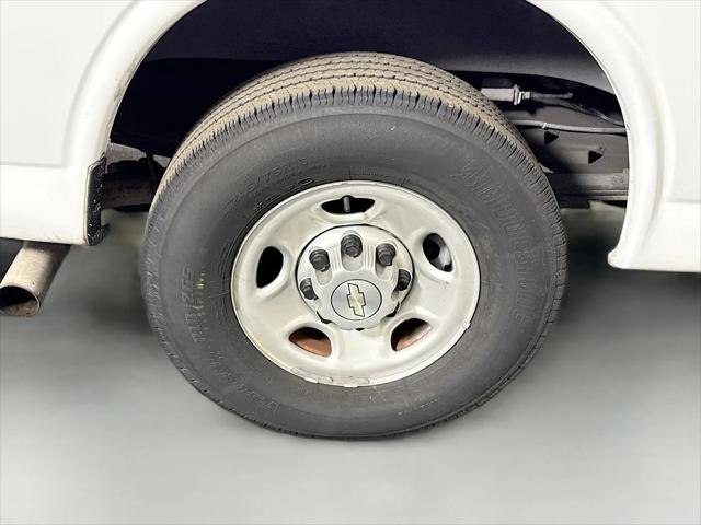2021 Chevrolet Express Cargo Van RWD 2500 Regular Wheelbase WT