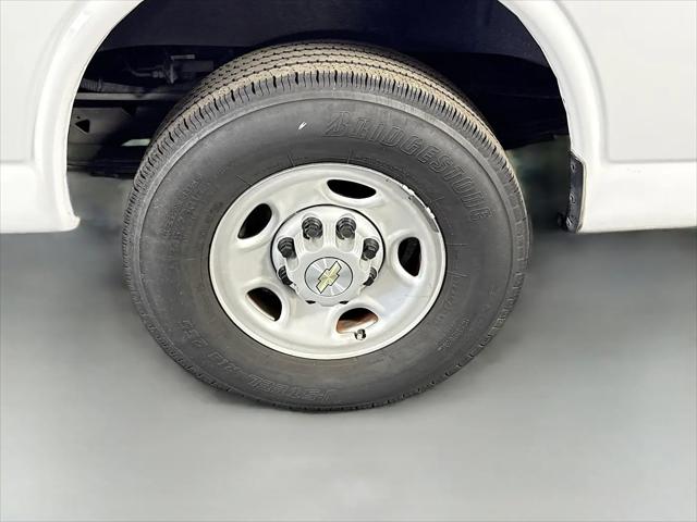 2021 Chevrolet Express Cargo Van RWD 2500 Regular Wheelbase WT