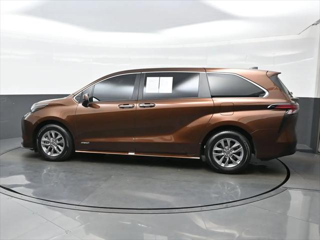 2021 Toyota Sienna XLE