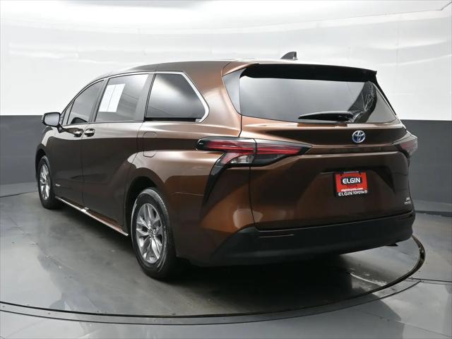 2021 Toyota Sienna XLE