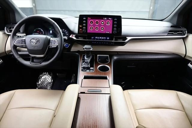 2021 Toyota Sienna XLE