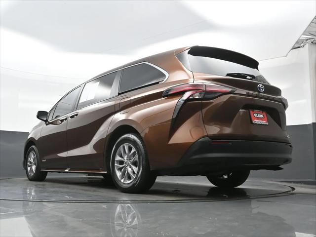 2021 Toyota Sienna XLE