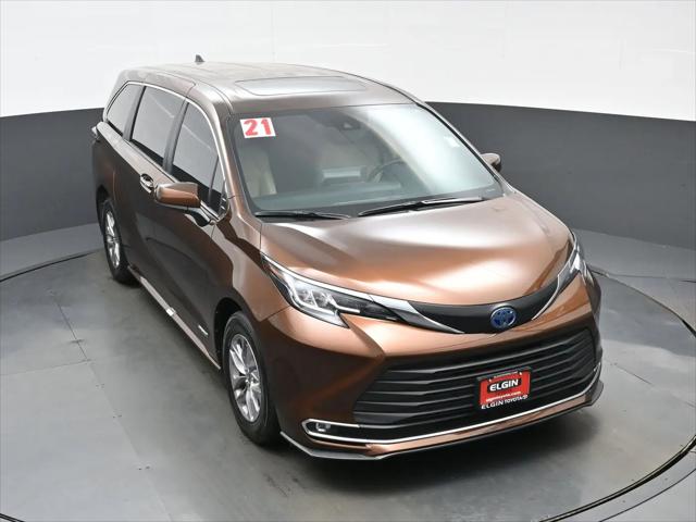 2021 Toyota Sienna XLE