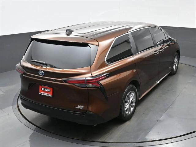 2021 Toyota Sienna XLE