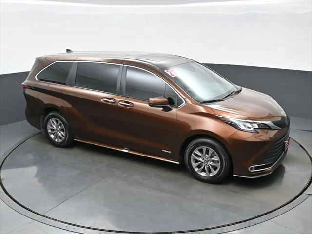 2021 Toyota Sienna XLE
