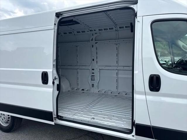 2026 Ram ProMaster 2500 Cargo Van Tradesman High Roof 159" WB w/Pass Seat
