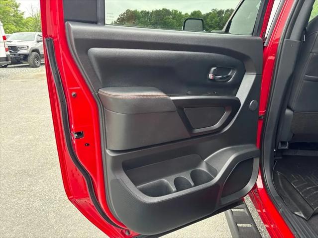 2023 Nissan Titan Crew Cab PRO-4X 4x4