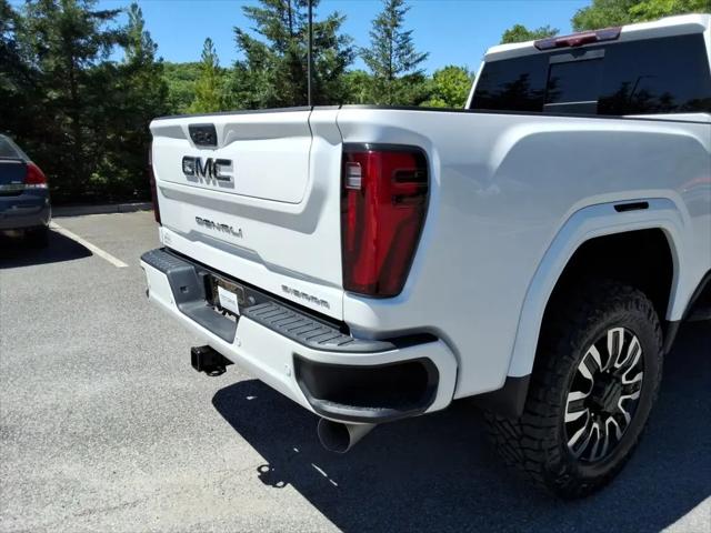2024 GMC Sierra 2500HD 4WD Crew Cab Standard Bed Denali Ultimate