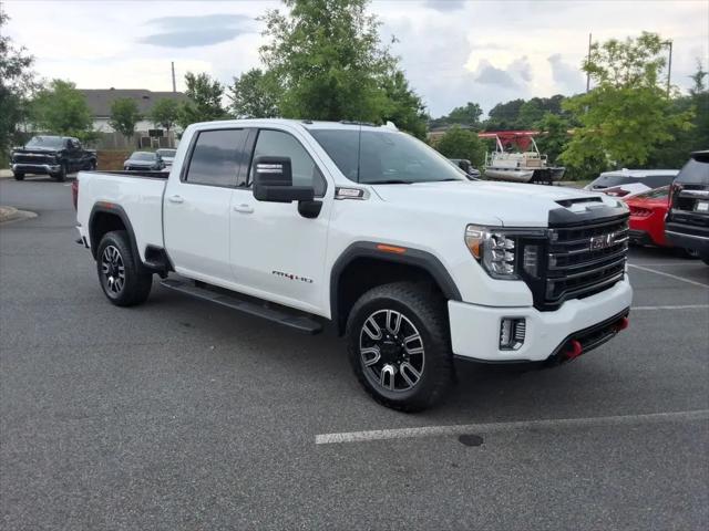 2020 GMC Sierra 2500HD 4WD Crew Cab Standard Bed AT4