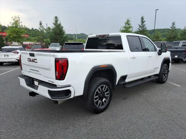 2020 GMC Sierra 2500HD 4WD Crew Cab Standard Bed AT4
