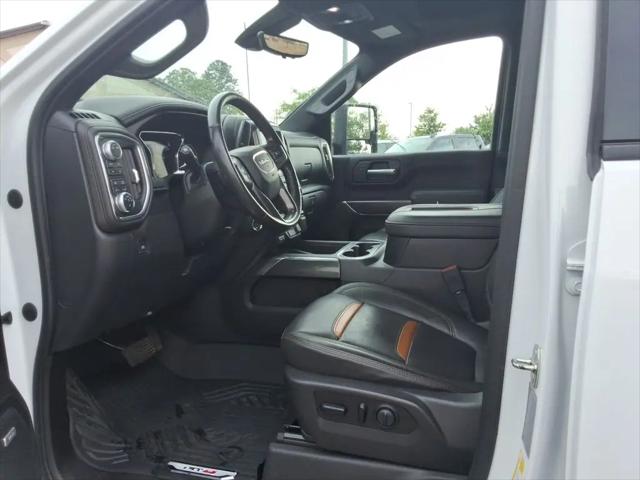 2020 GMC Sierra 2500HD 4WD Crew Cab Standard Bed AT4