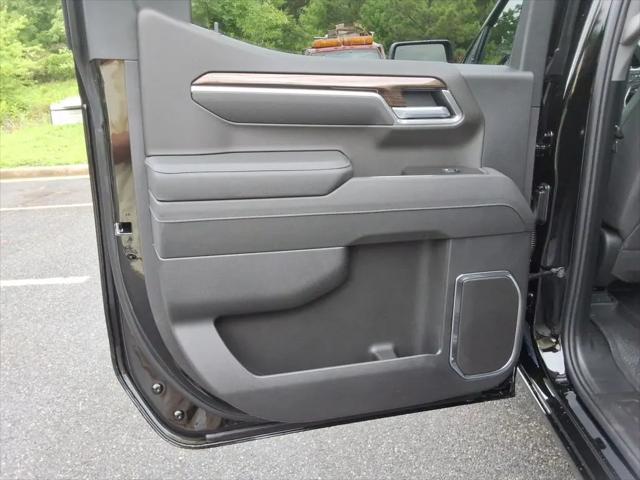 2026 Chevrolet Silverado 1500 4WD Crew Cab Short Bed RST