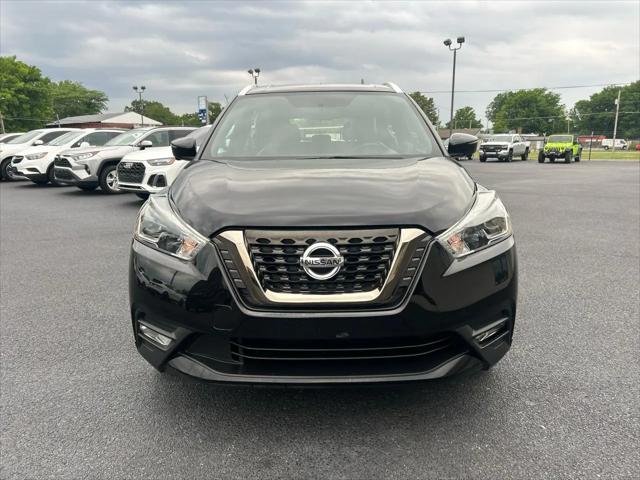 2019 Nissan Kicks SR
