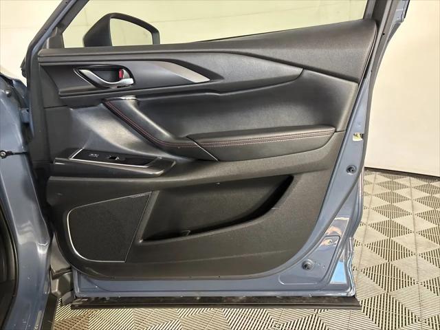 2023 Mazda CX-9 Carbon Edition
