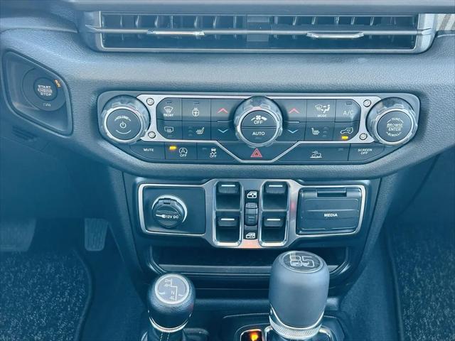 2026 Jeep Gladiator Sport
