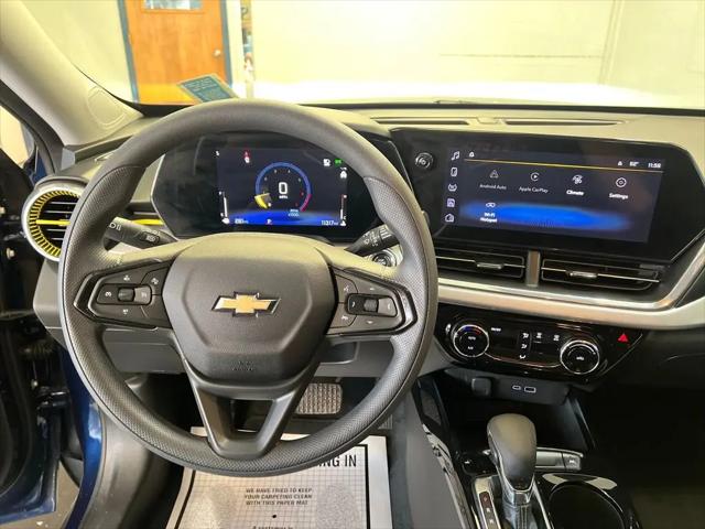 2024 Chevrolet Trax FWD LT