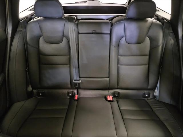 2024 Volvo V60 Cross Country B5 Plus
