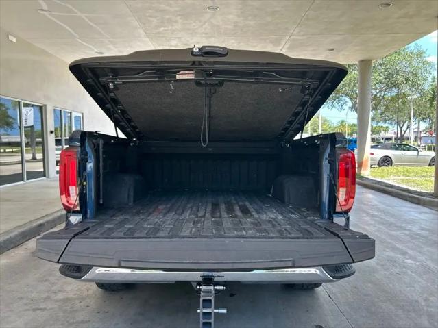 2021 GMC Sierra 1500 4WD Crew Cab Short Box SLT