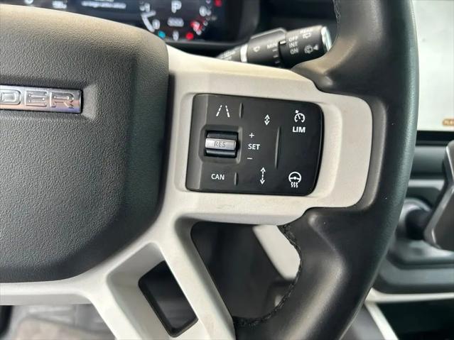 2025 Land Rover Defender 110 P300