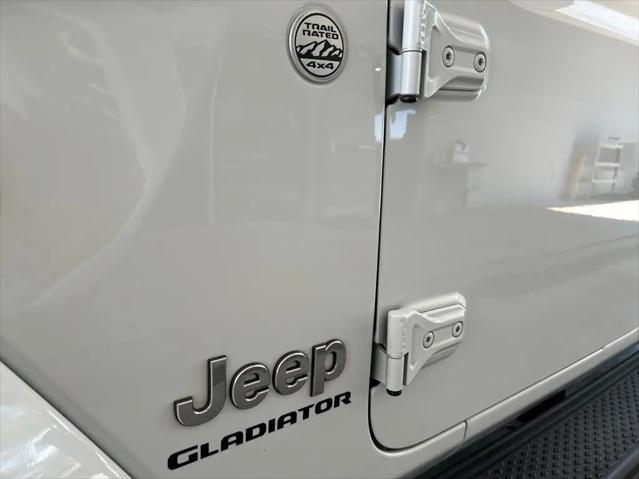 2021 Jeep Gladiator Overland