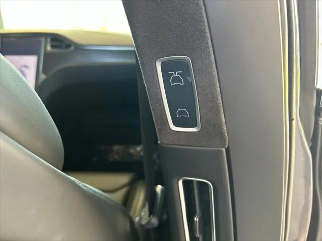 2018 Tesla Model X 75D