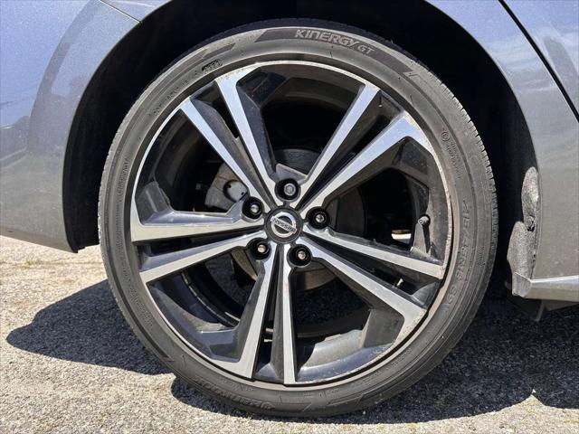 2023 Nissan Sentra SR Xtronic CVT