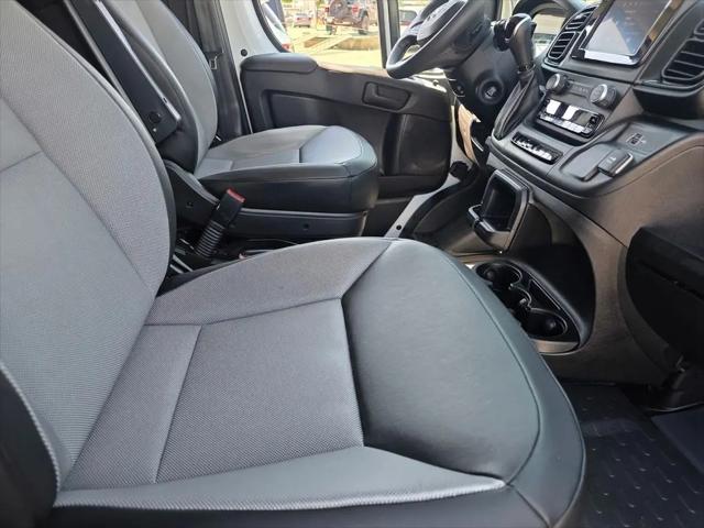 2025 Ram ProMaster 2500 Cargo Van Tradesman High Roof 159" WB w/Pass Seat